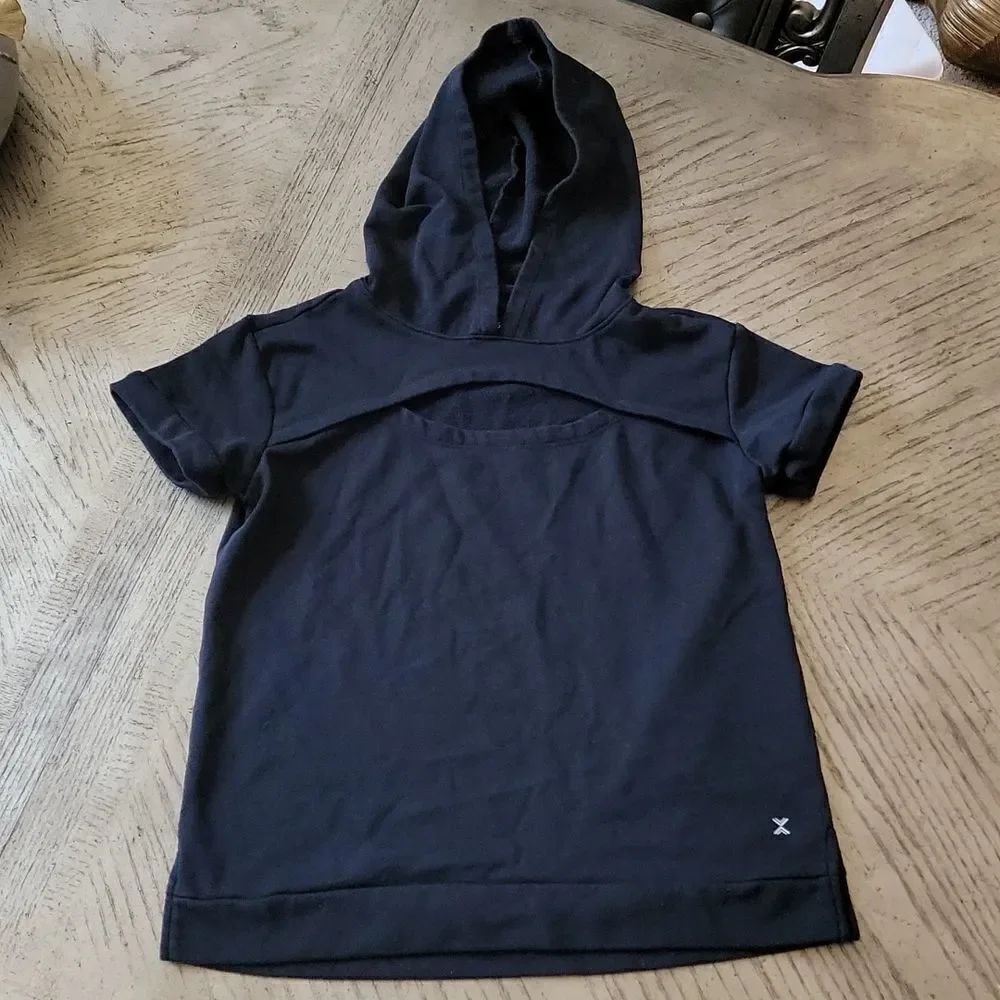 Black hooded t shirt tip size S 🖤